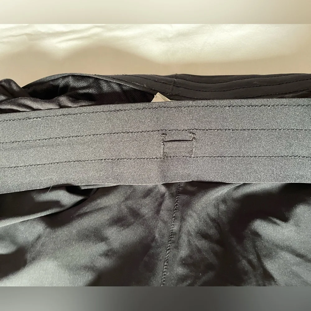 🏃🏻‍♀️2/$40 Fabletics Run Short - Picture 6 of 9